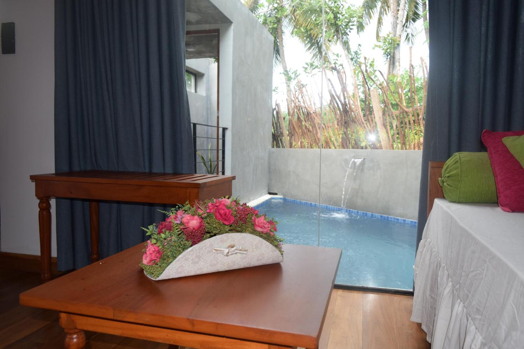 Отель Muthu Nila Villas-
