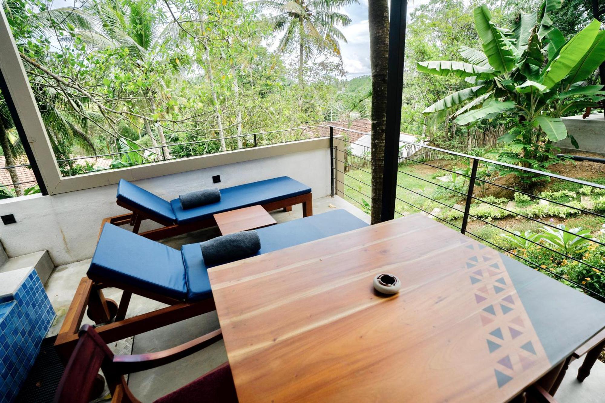 Muthu Nila Villas- *