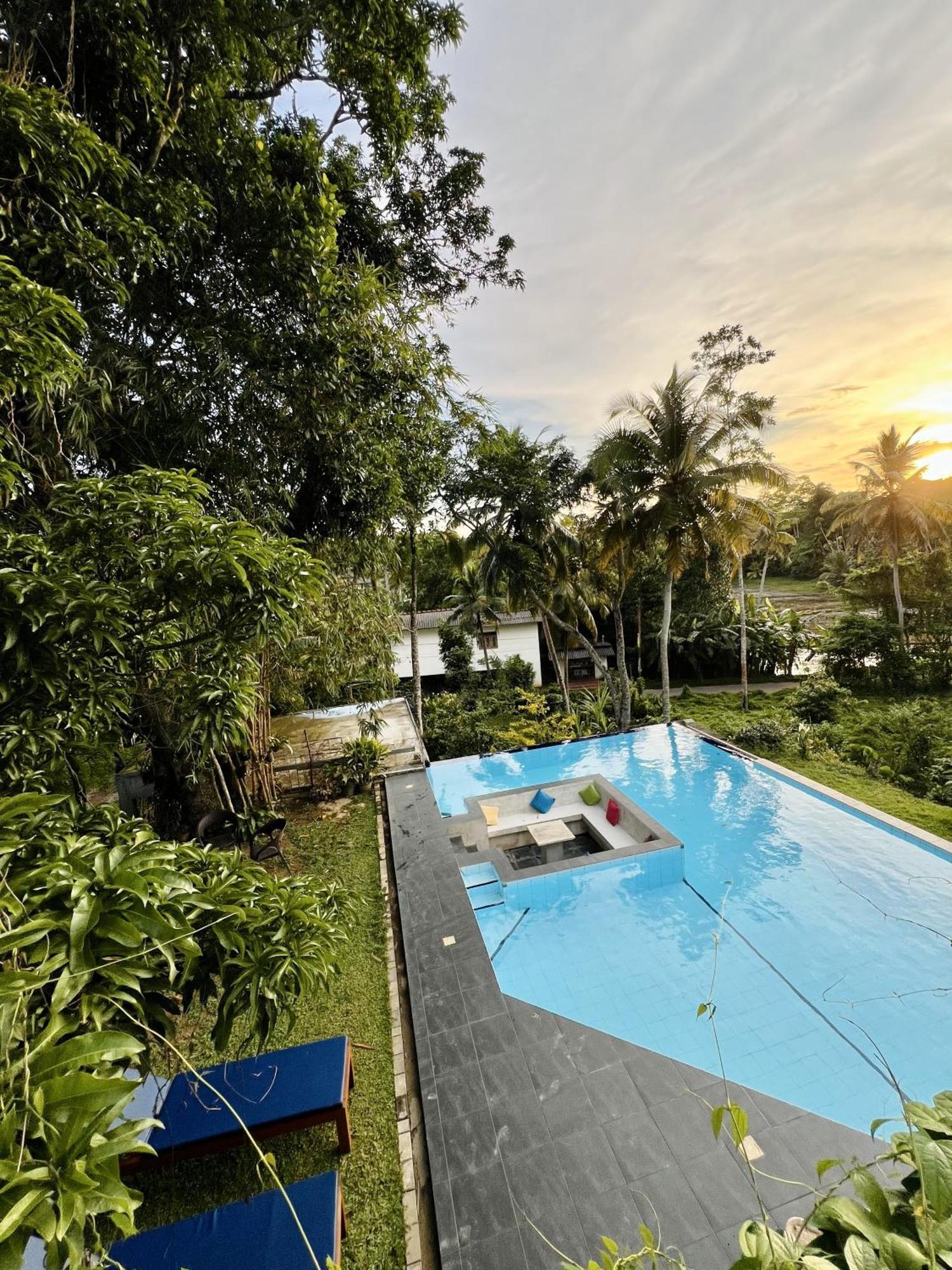 Muthu Nila Villas-